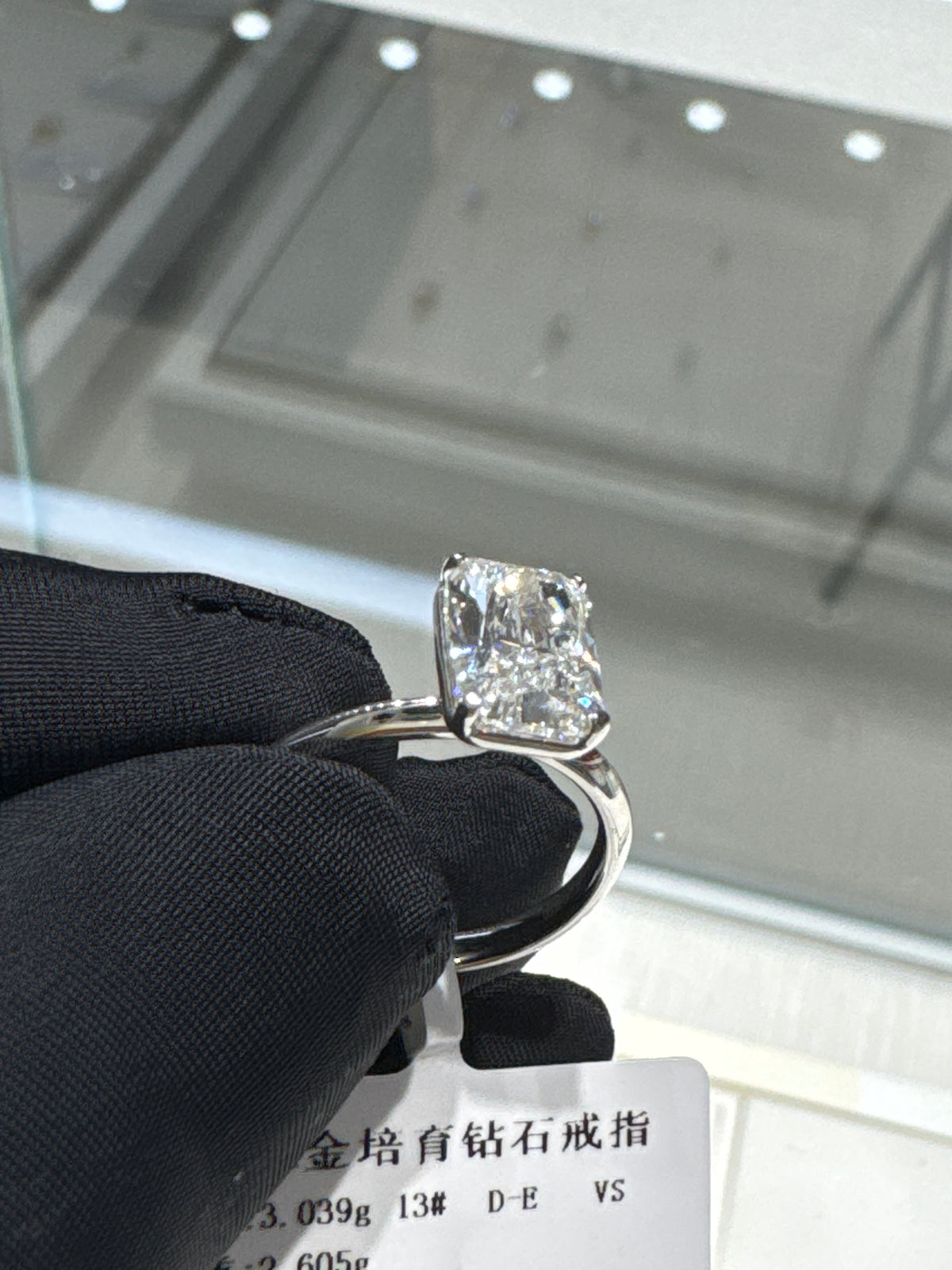 Payment for Wahe.7 to pay( Radiant cut 18k white gold 3ct)