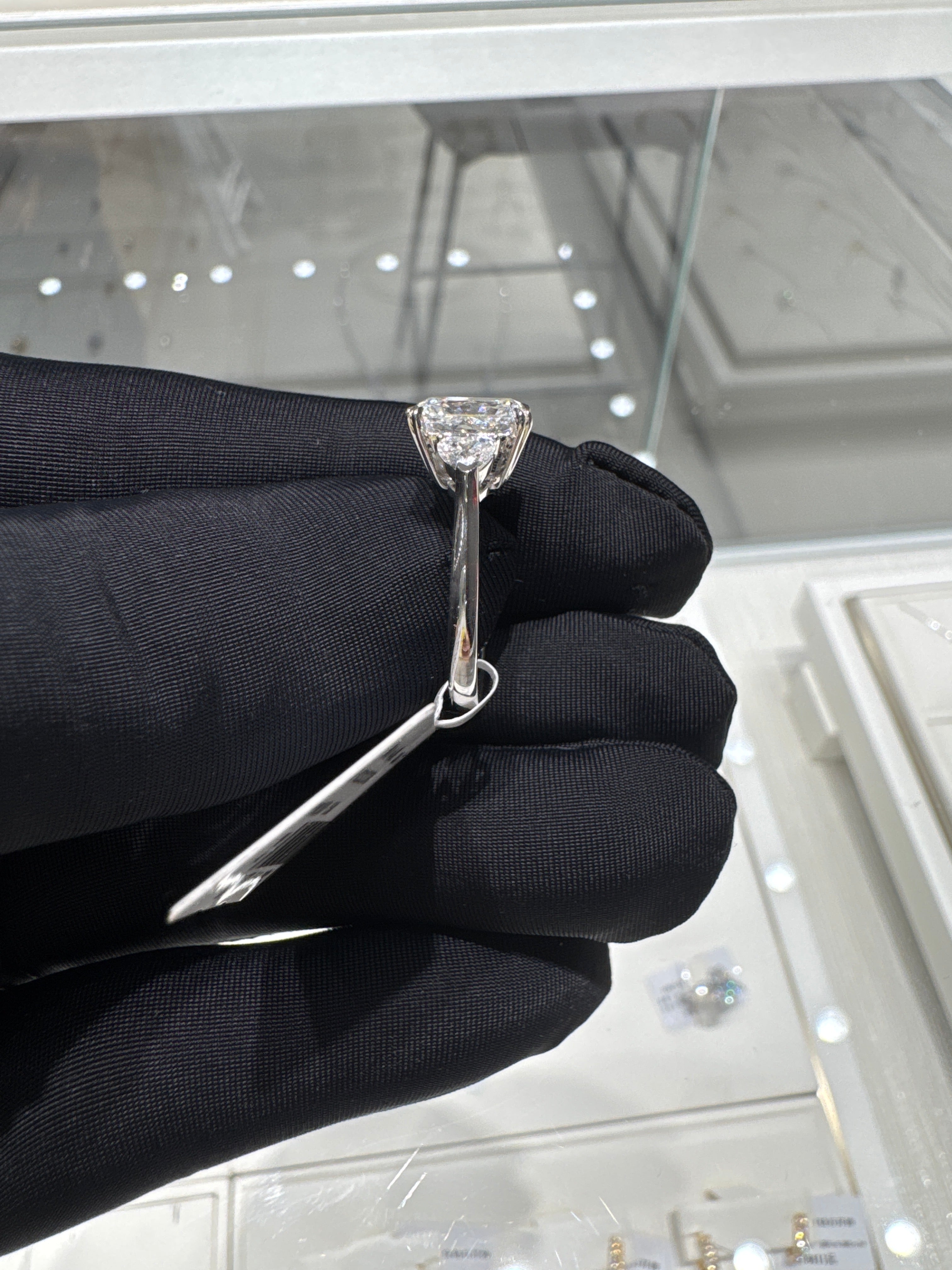 Payment for Carolina(Three stones Radiant Cut 1.54ct+0.37ct)