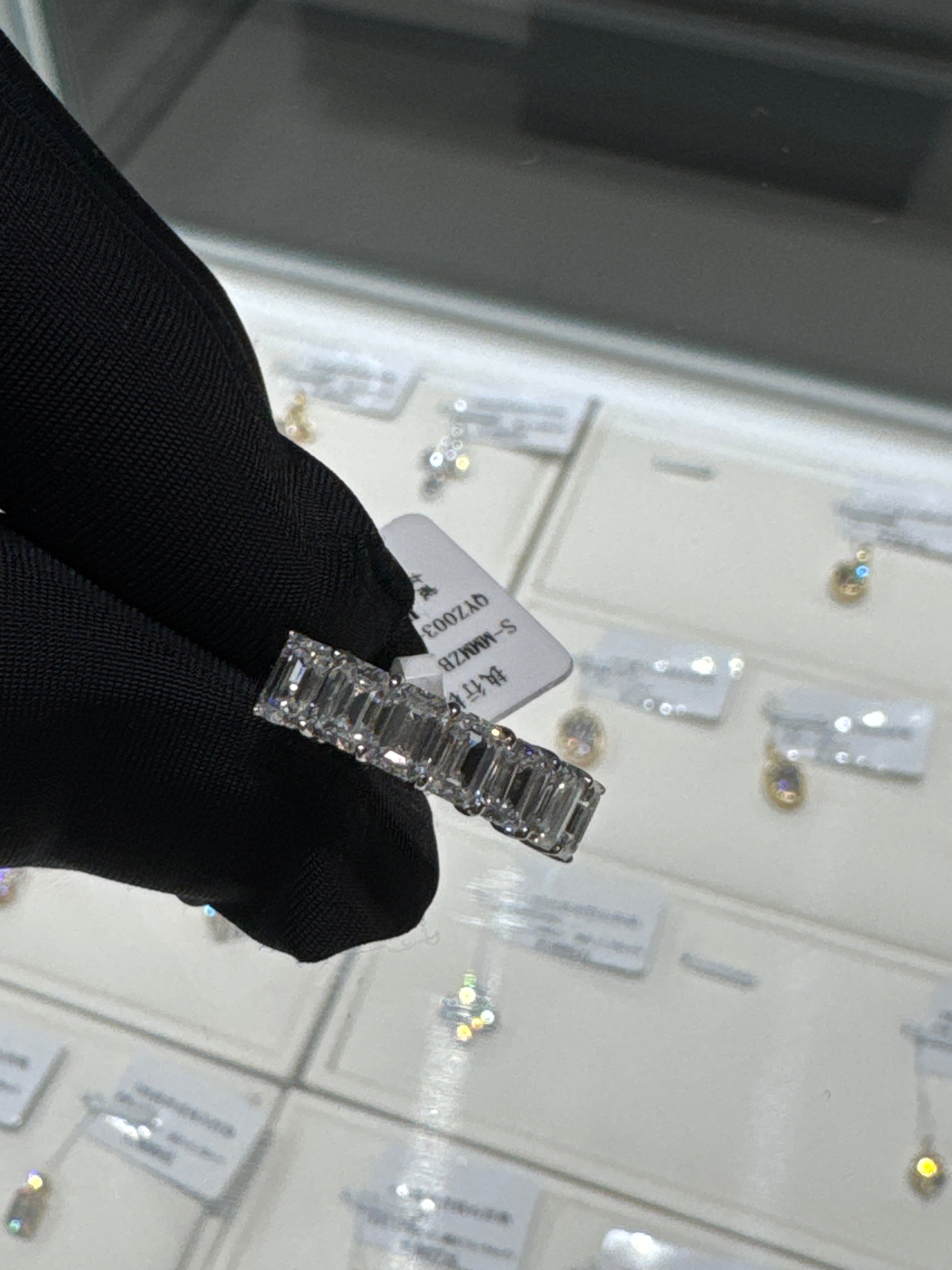 Payment for Giselleberrios to Pay(18k white gold Solitaire ring)(2.128ct emerald cut band)
