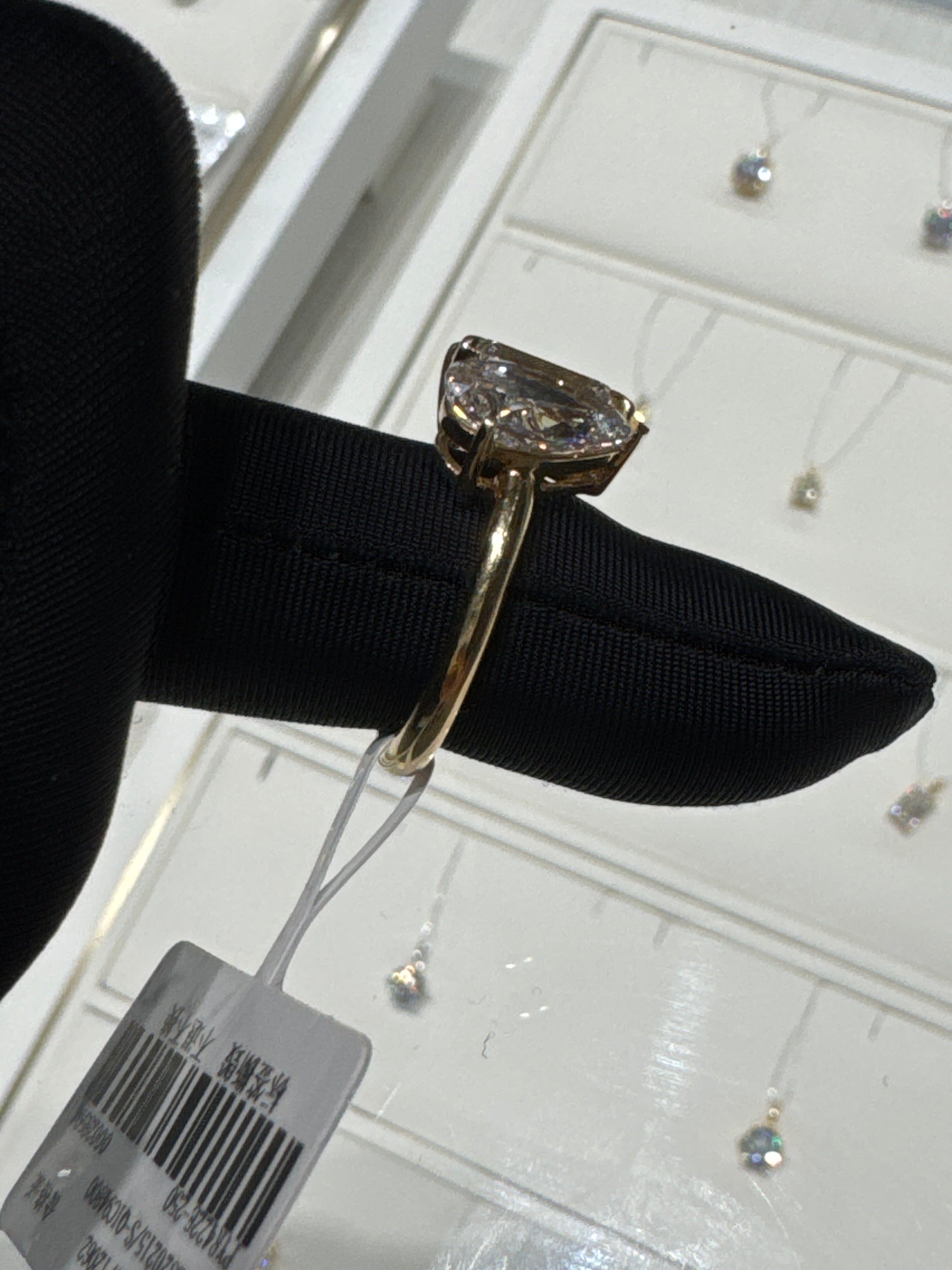 Payment for Tiffany to pay(3.951ct/2)